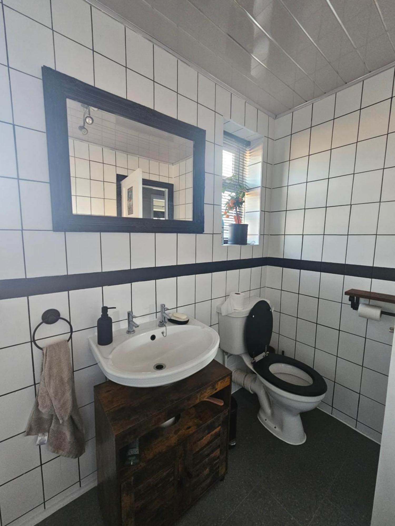 ווית'נשו Double Bedroom Located Close To Manchester Airport מראה חיצוני תמונה